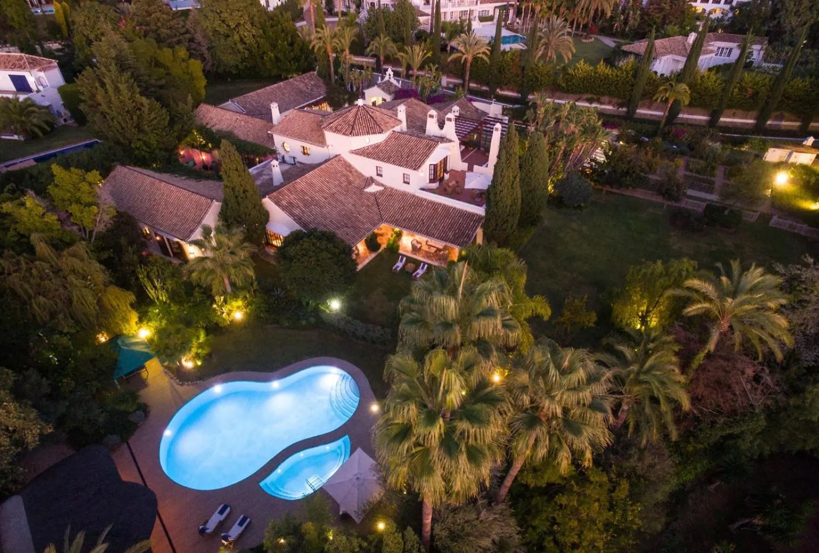 Cubo'S Luxury Mansion El Baron De Sierra Blanca Villa Marbella