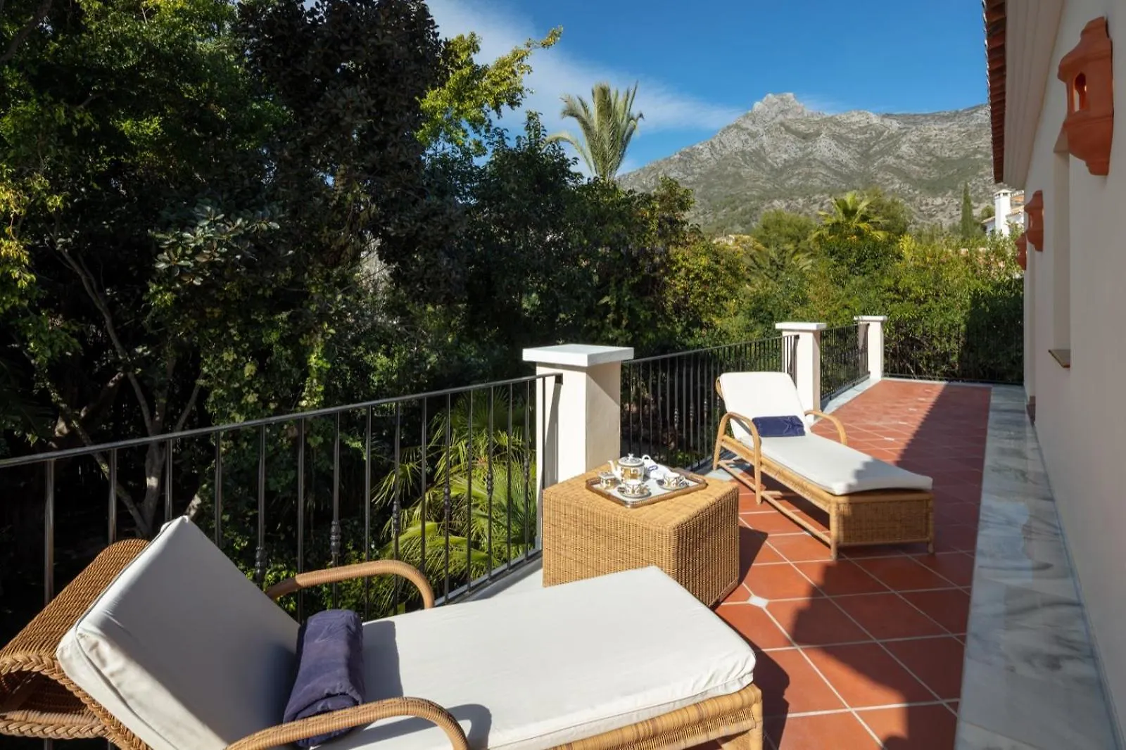 Cubo'S Luxury Mansion El Baron De Sierra Blanca Villa Marbella 0*,  Spain